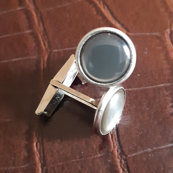 1950s Adularescent Grey Art Glass Silver Tone .5" Round Cuff Links - Picture 1 of 10